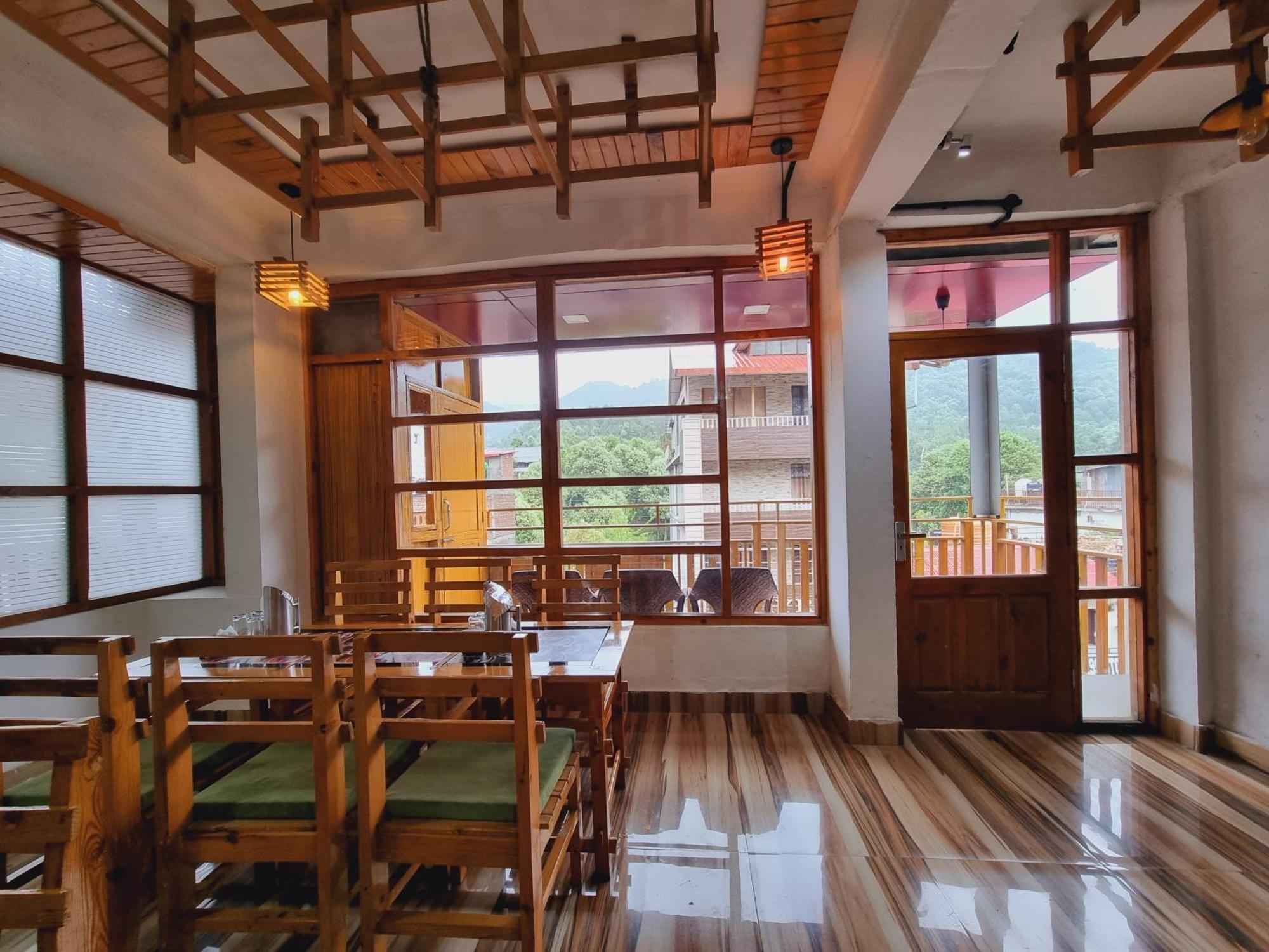 Wow Hotels Green View Dalhousie Eksteriør bilde