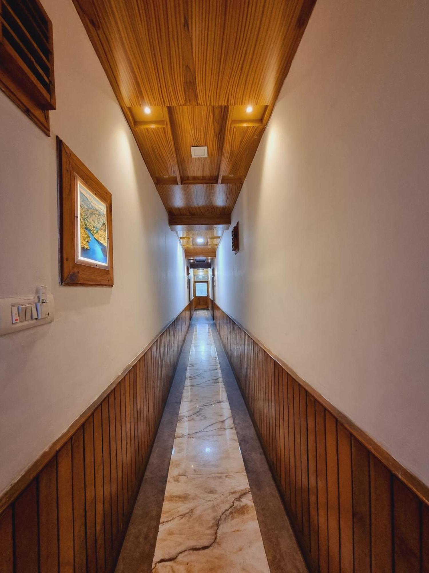 Wow Hotels Green View Dalhousie Eksteriør bilde